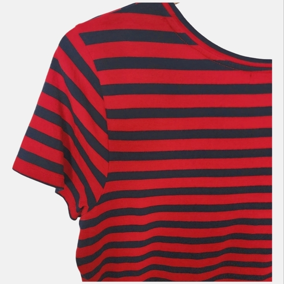 Chaps Pre-loved Plus-size XXL Blue & Red Stripe Pattern, Round Neck Tshirt - Picture 4 of 12